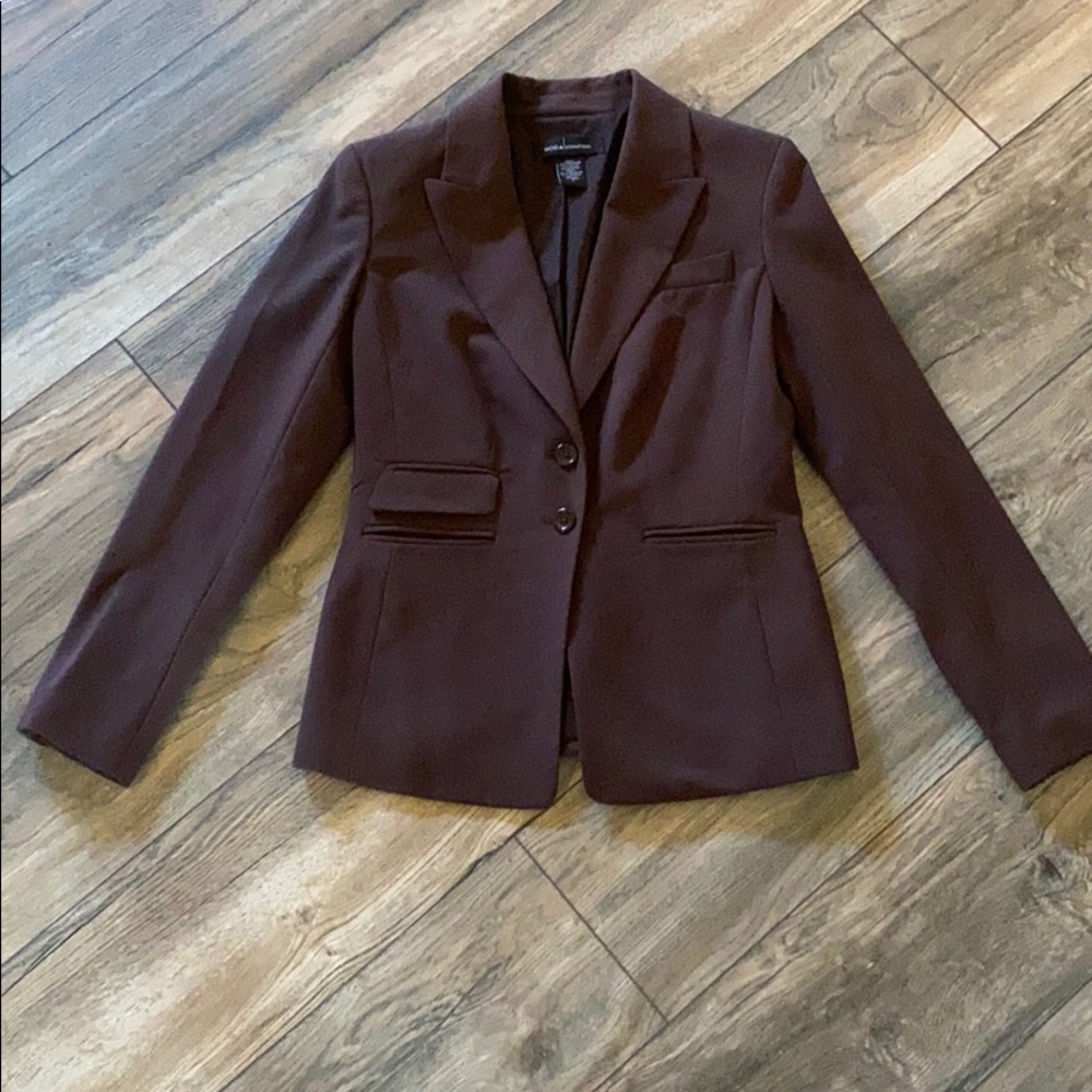 MODA International brown blazer